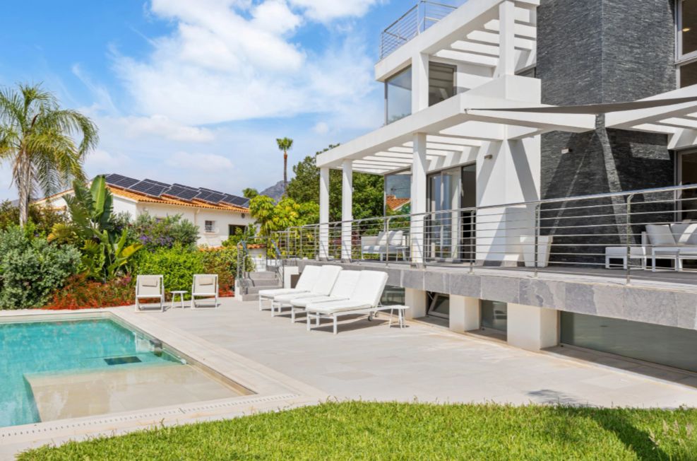 Moderne villa i utkanten av La Nusia