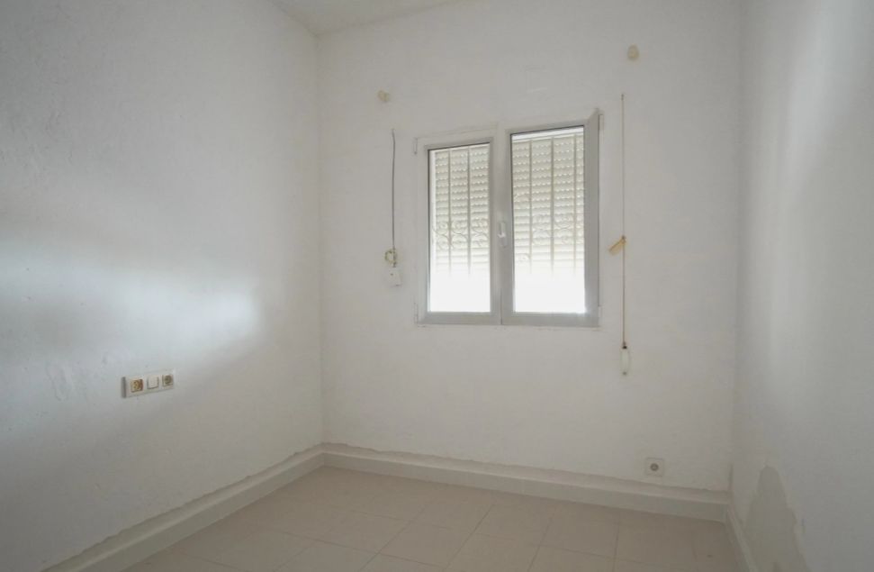 Begane grond appartement met terras in Las Rosas, Denia