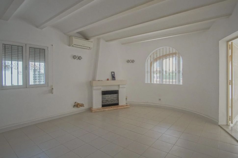 Begane grond appartement met terras in Las Rosas, Denia
