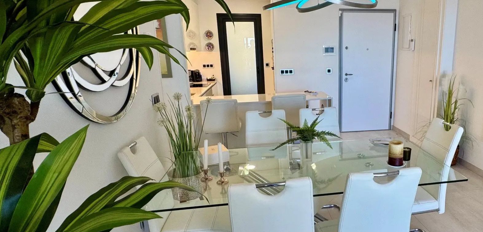 Exclusivo piso en un prestigioso complejo en la playa de Poniente, en Benidorm