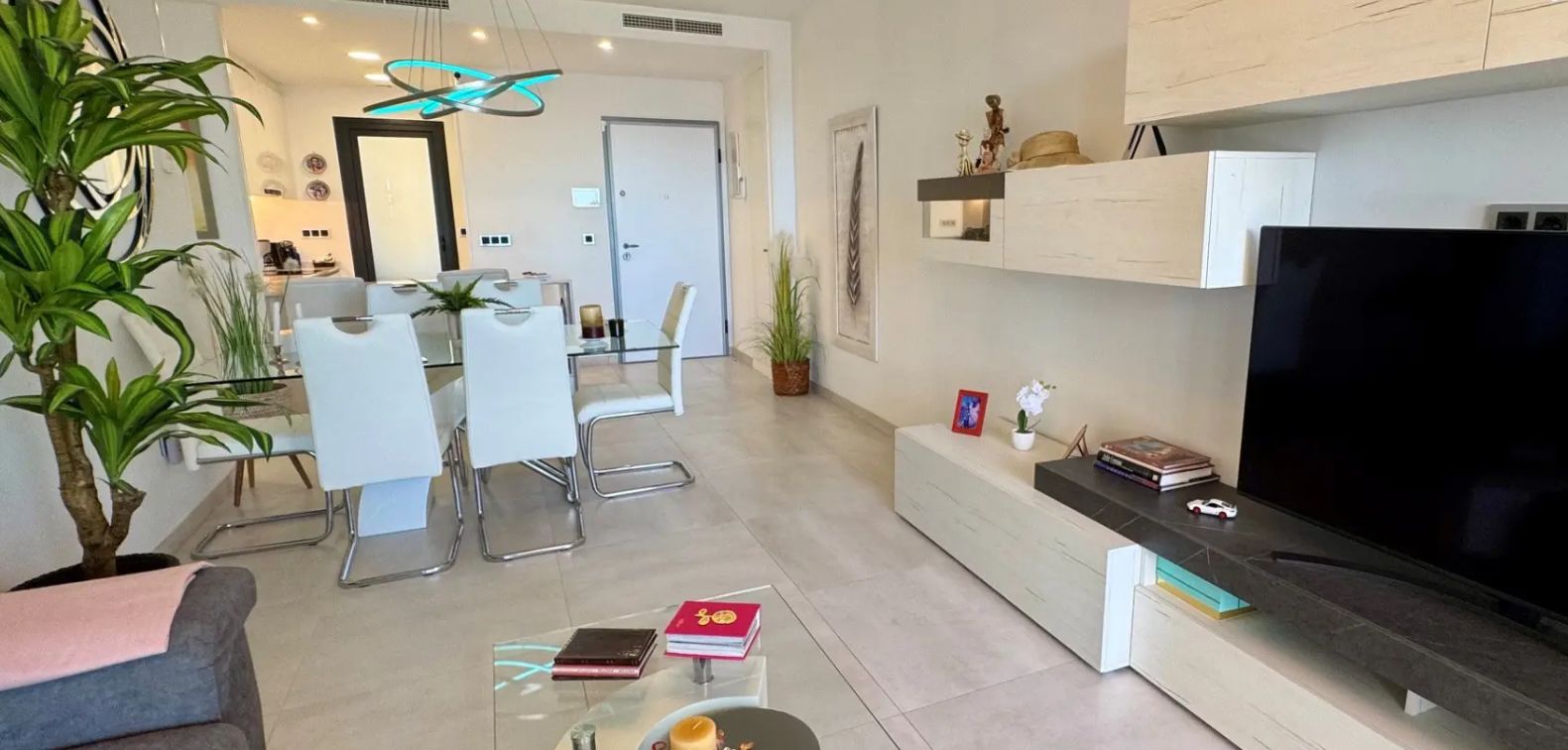 Exclusivo piso en un prestigioso complejo en la playa de Poniente, en Benidorm