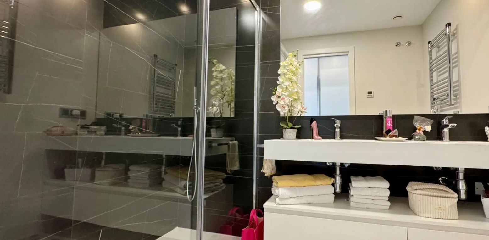 Exclusivo piso en un prestigioso complejo en la playa de Poniente, en Benidorm