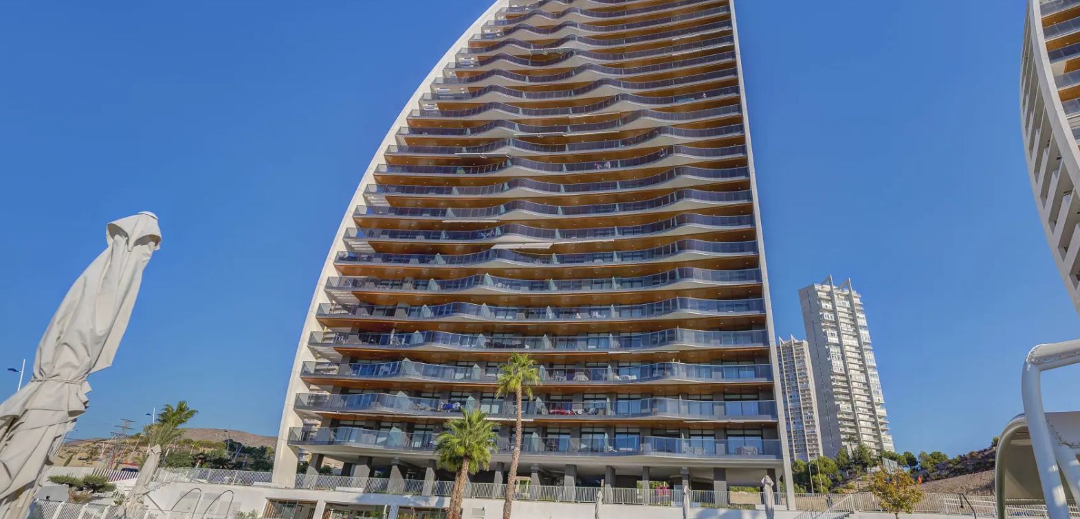 Exclusivo piso en un prestigioso complejo en la playa de Poniente, en Benidorm