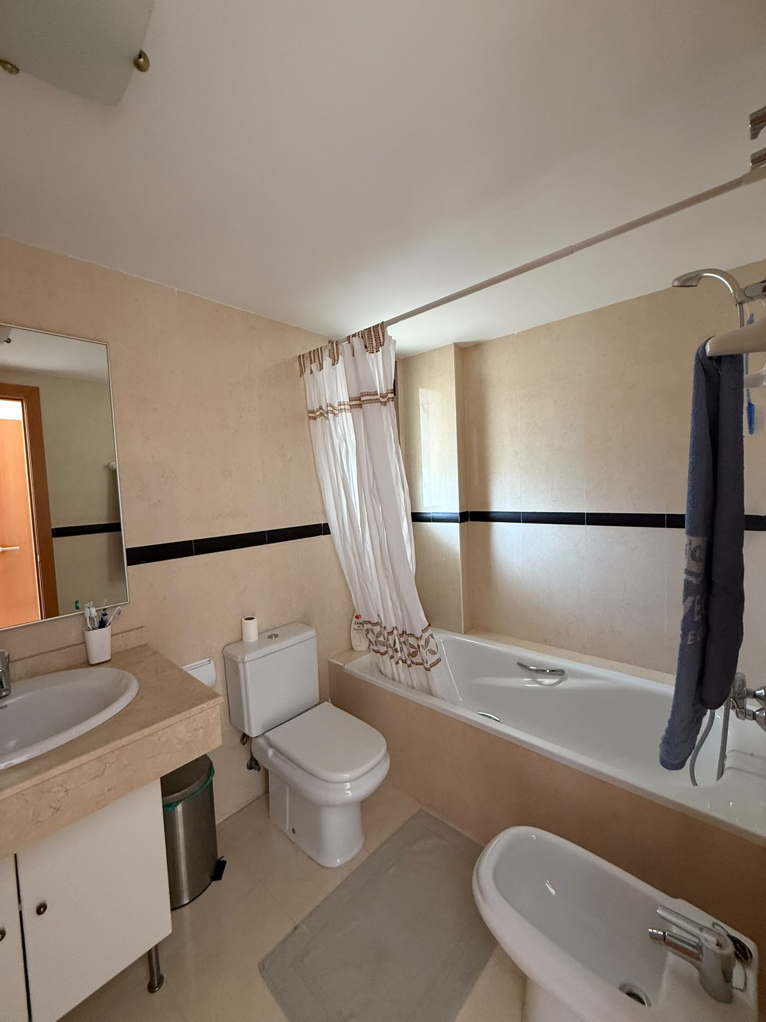 Apartamento en el complejo residencial AIREMAR 
