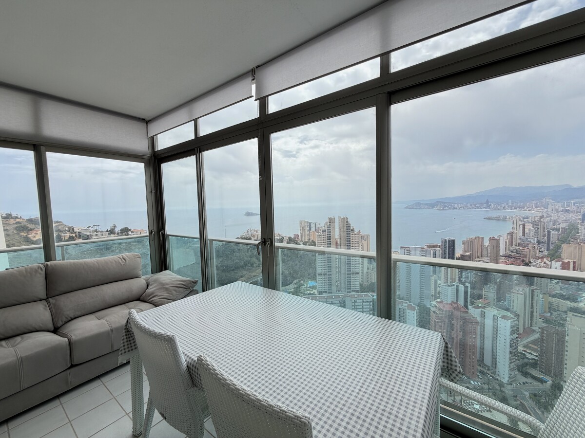 Apartamento con vistas panorámicas en Benidorm