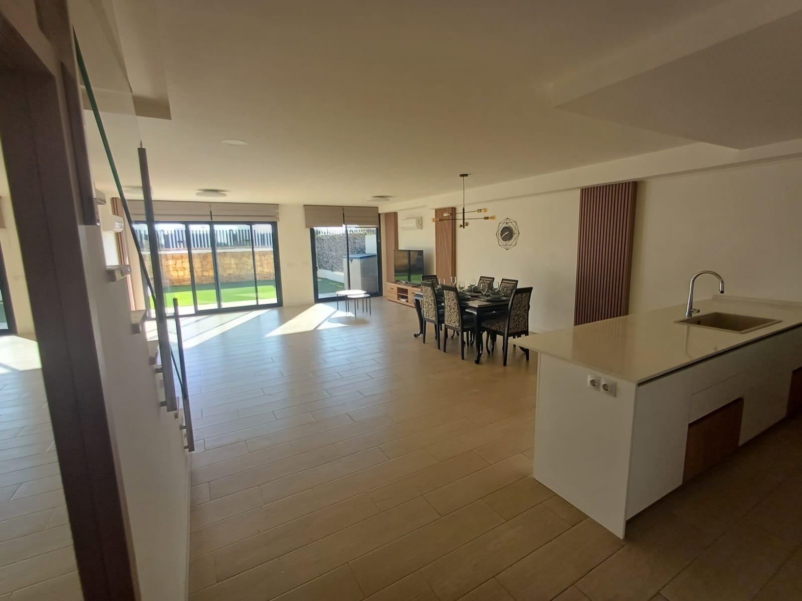 Dúplex de 3 dormitorios en Finestrat