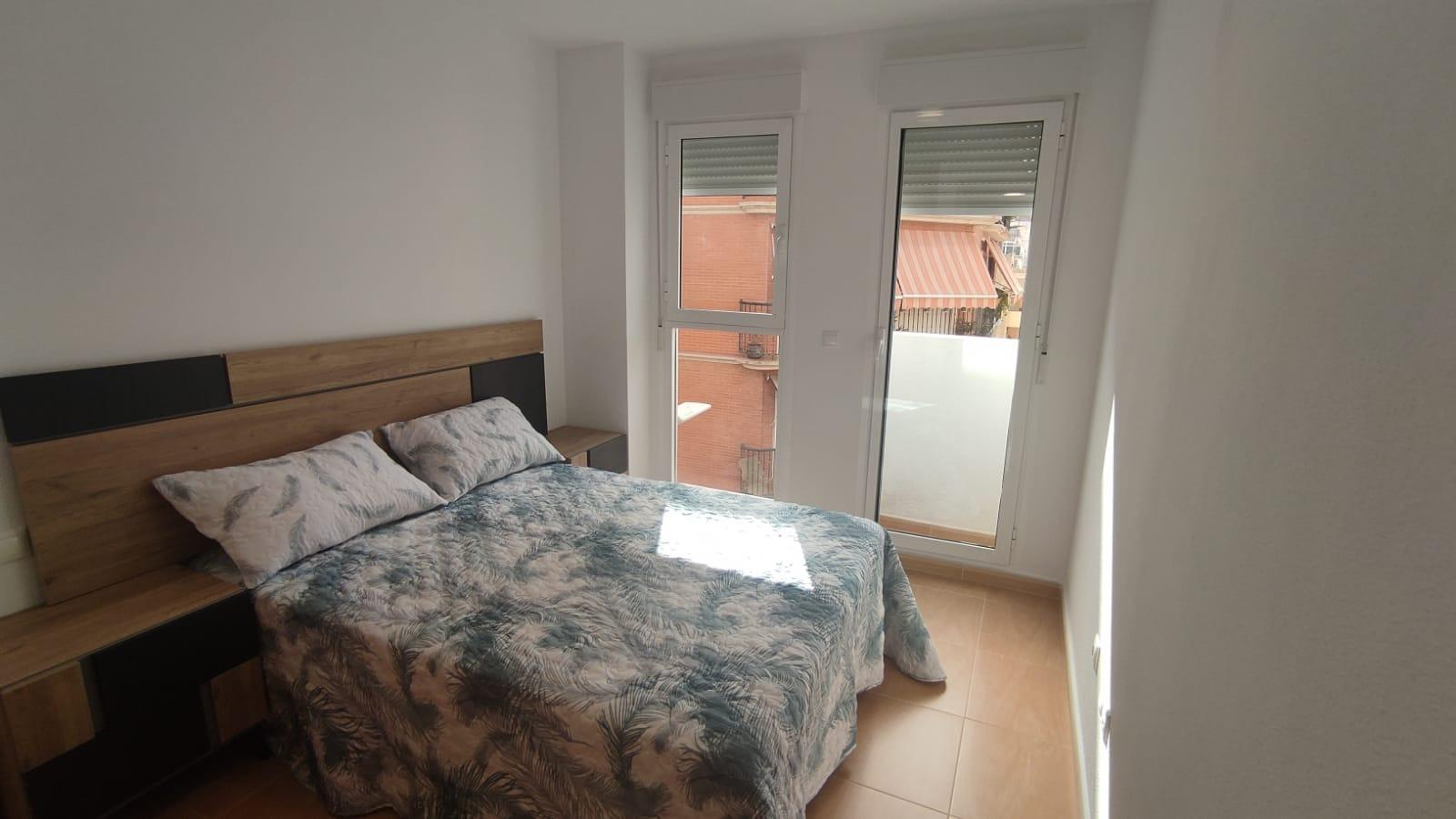 Apartamento de 2 dormitorios en Alicante