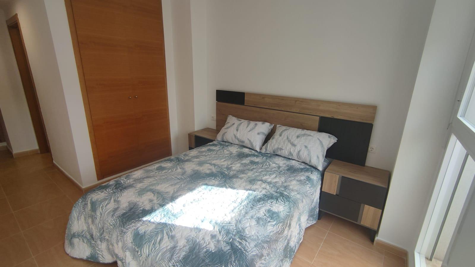 Apartamento de 2 dormitorios en Alicante
