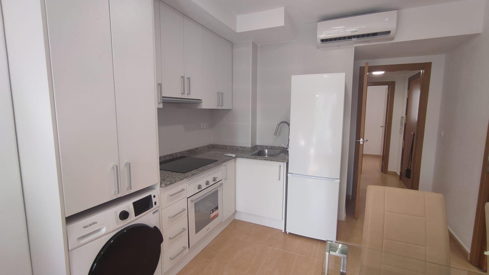 Apartamento de 2 dormitorios en Alicante
