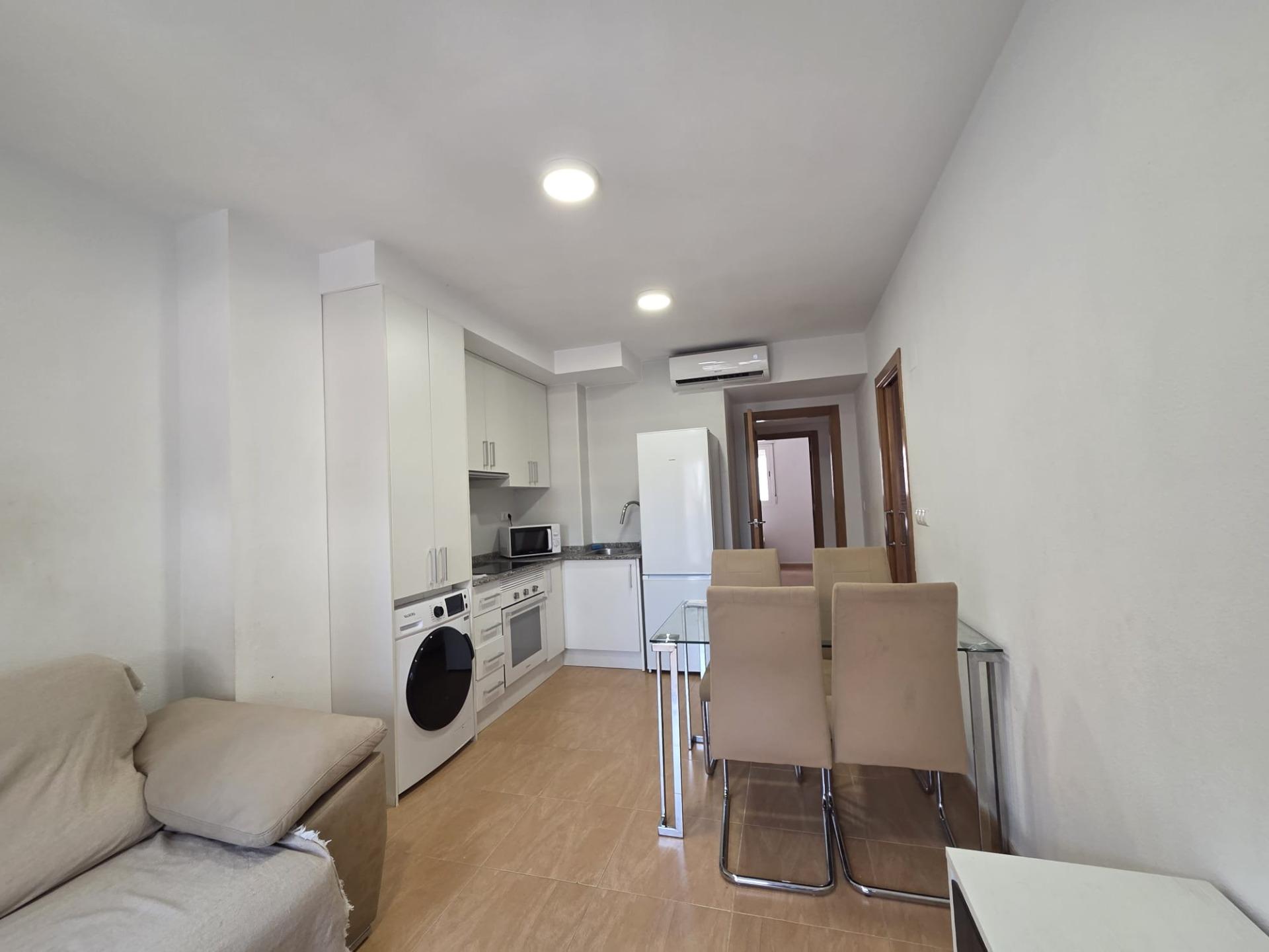 Apartamento de 2 dormitorios en Alicante