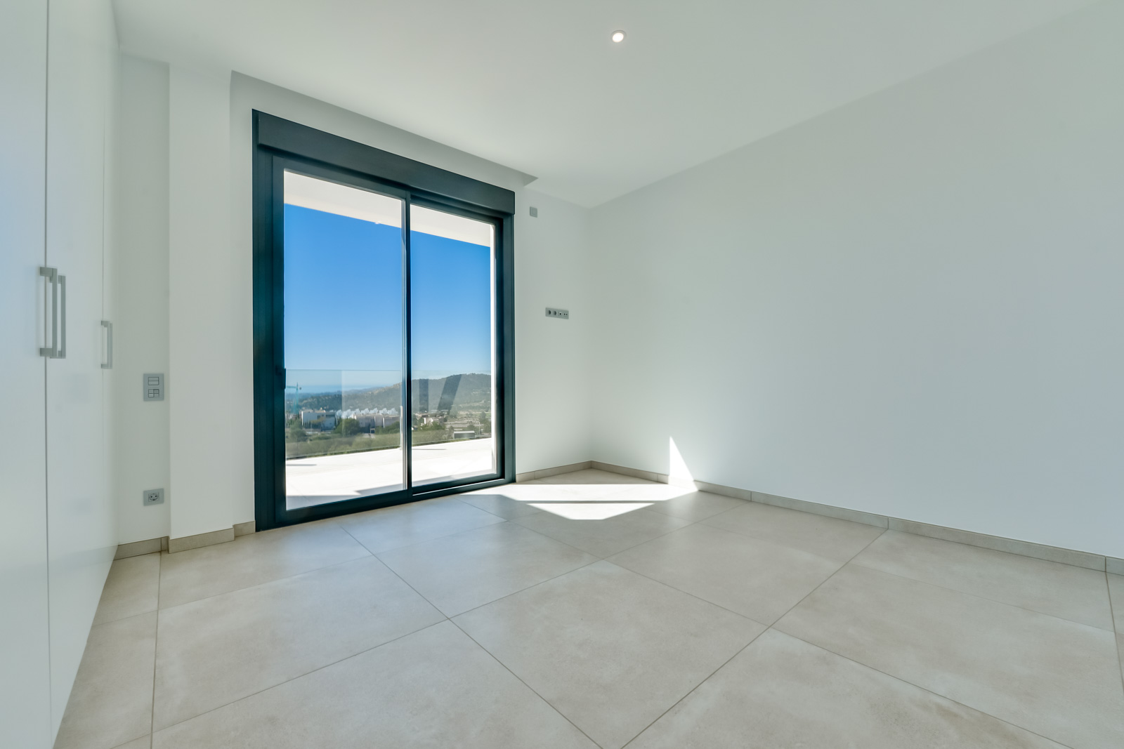 Villa Rey Luis I en urbanización Sea Hills de Finestrat.