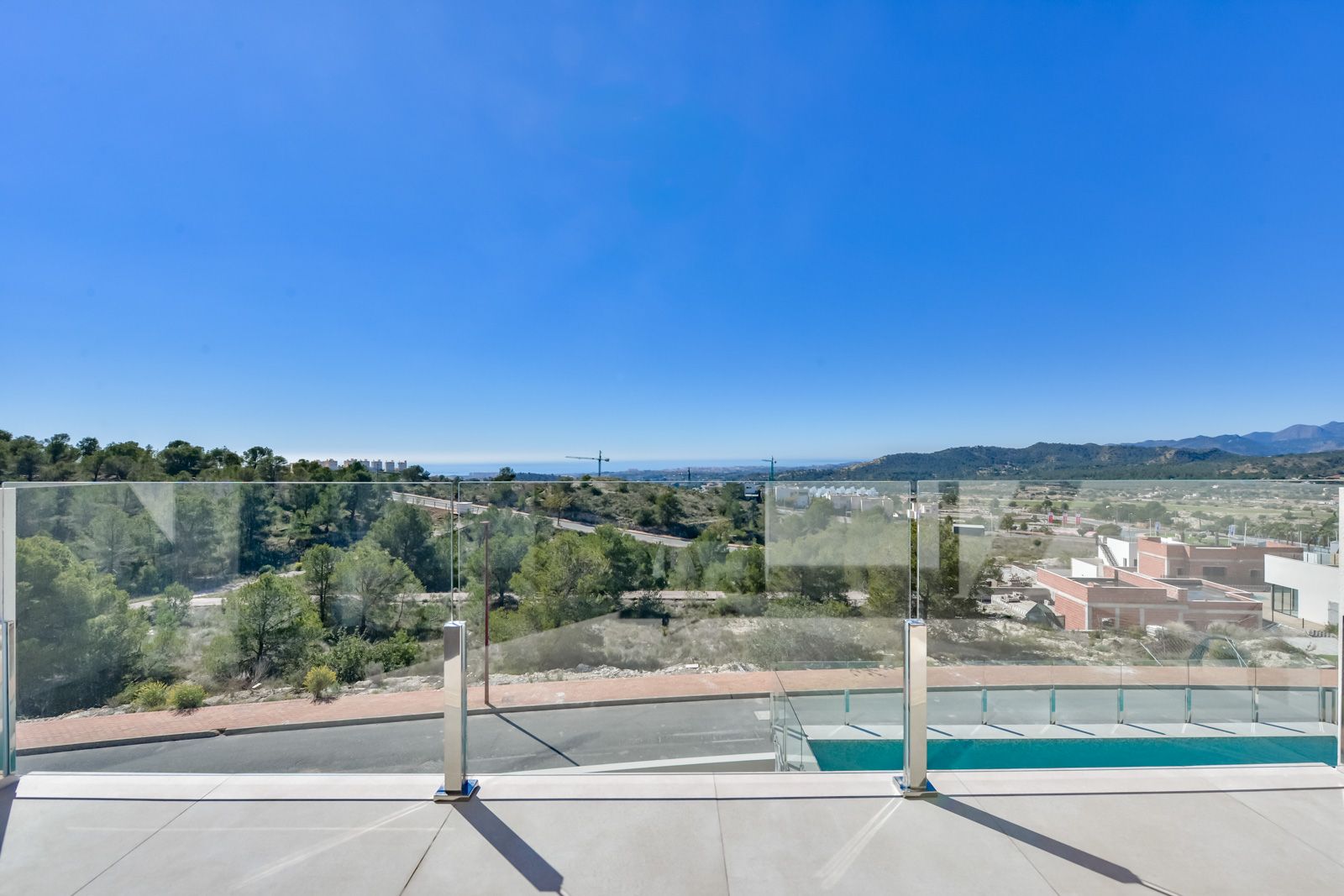 Villa Rey Luis I en urbanización Sea Hills de Finestrat.