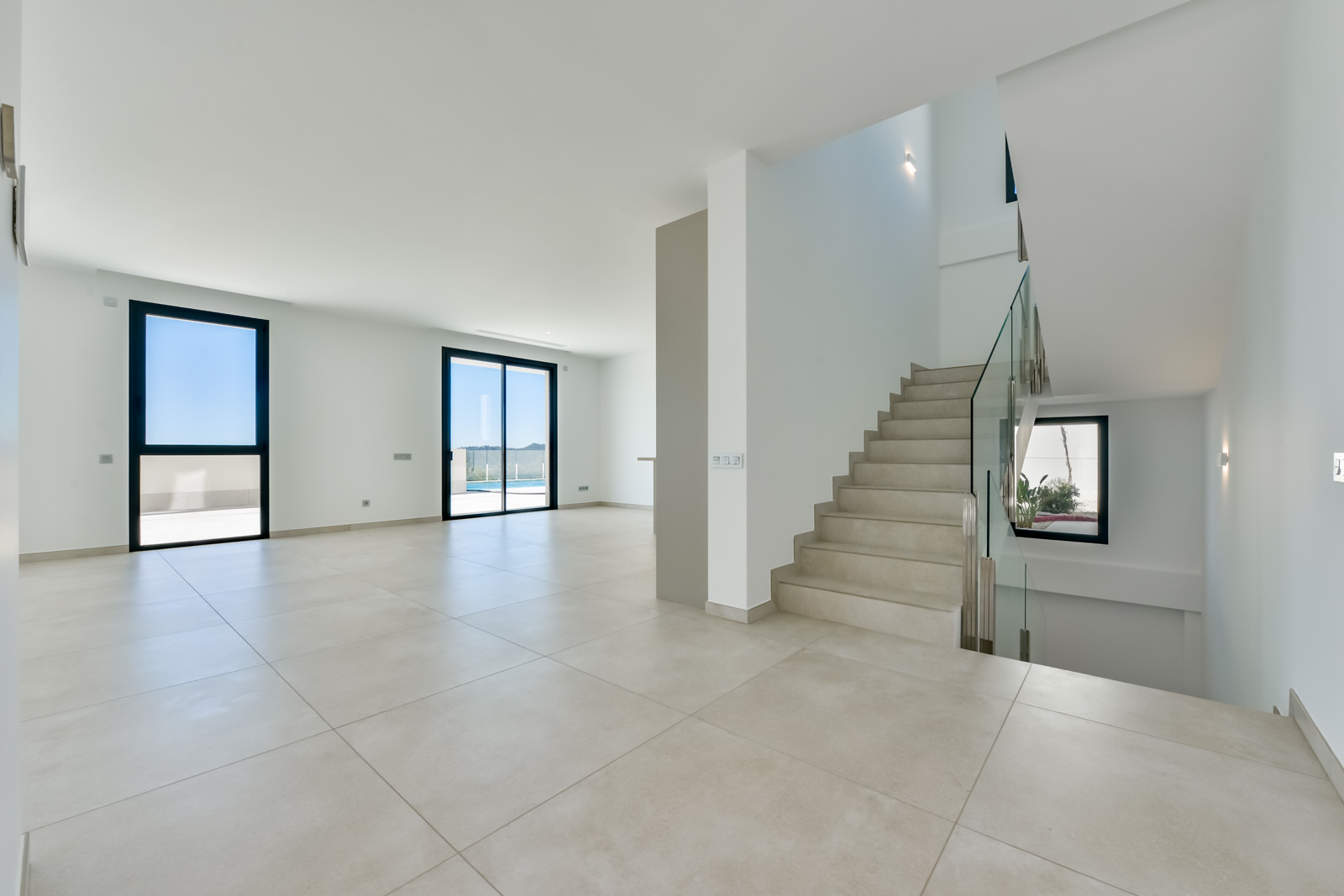 Villa Rey Luis I en urbanización Sea Hills de Finestrat.