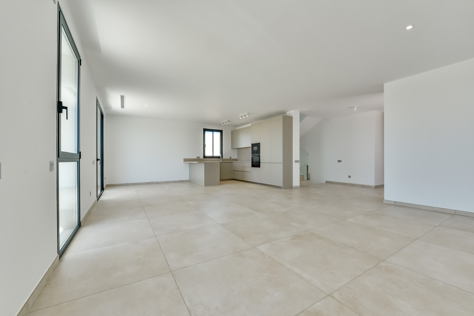 Villa Rey Luis I en urbanización Sea Hills de Finestrat.