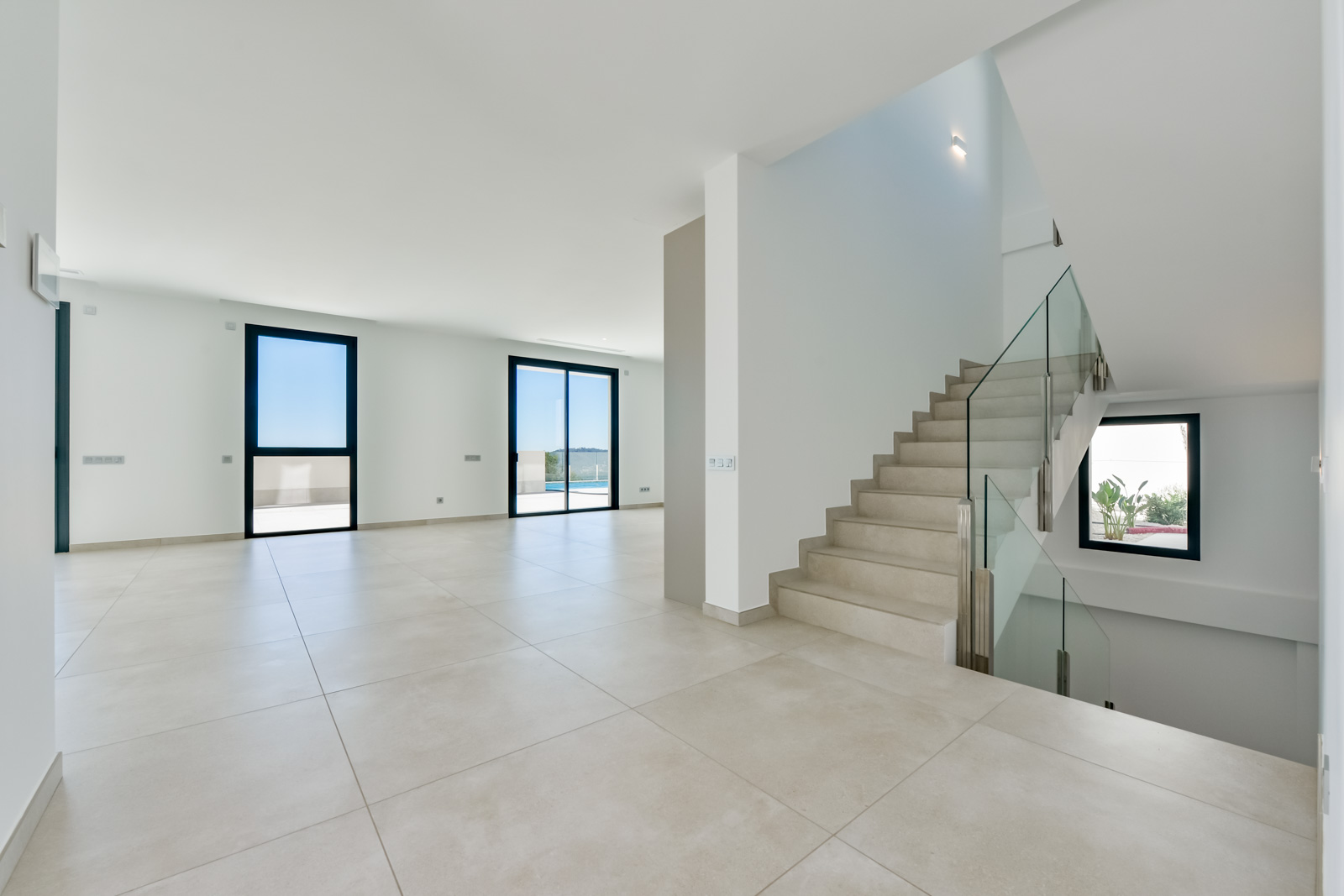 Villa Rey Luis I en urbanización Sea Hills de Finestrat.