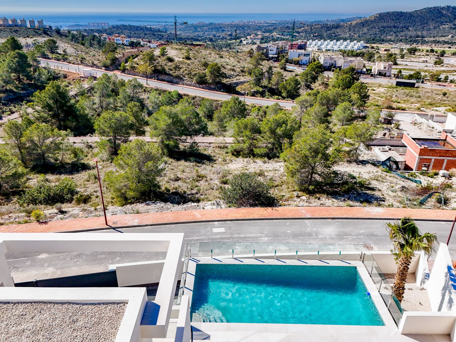 Villa Rey Luis I en urbanización Sea Hills de Finestrat.