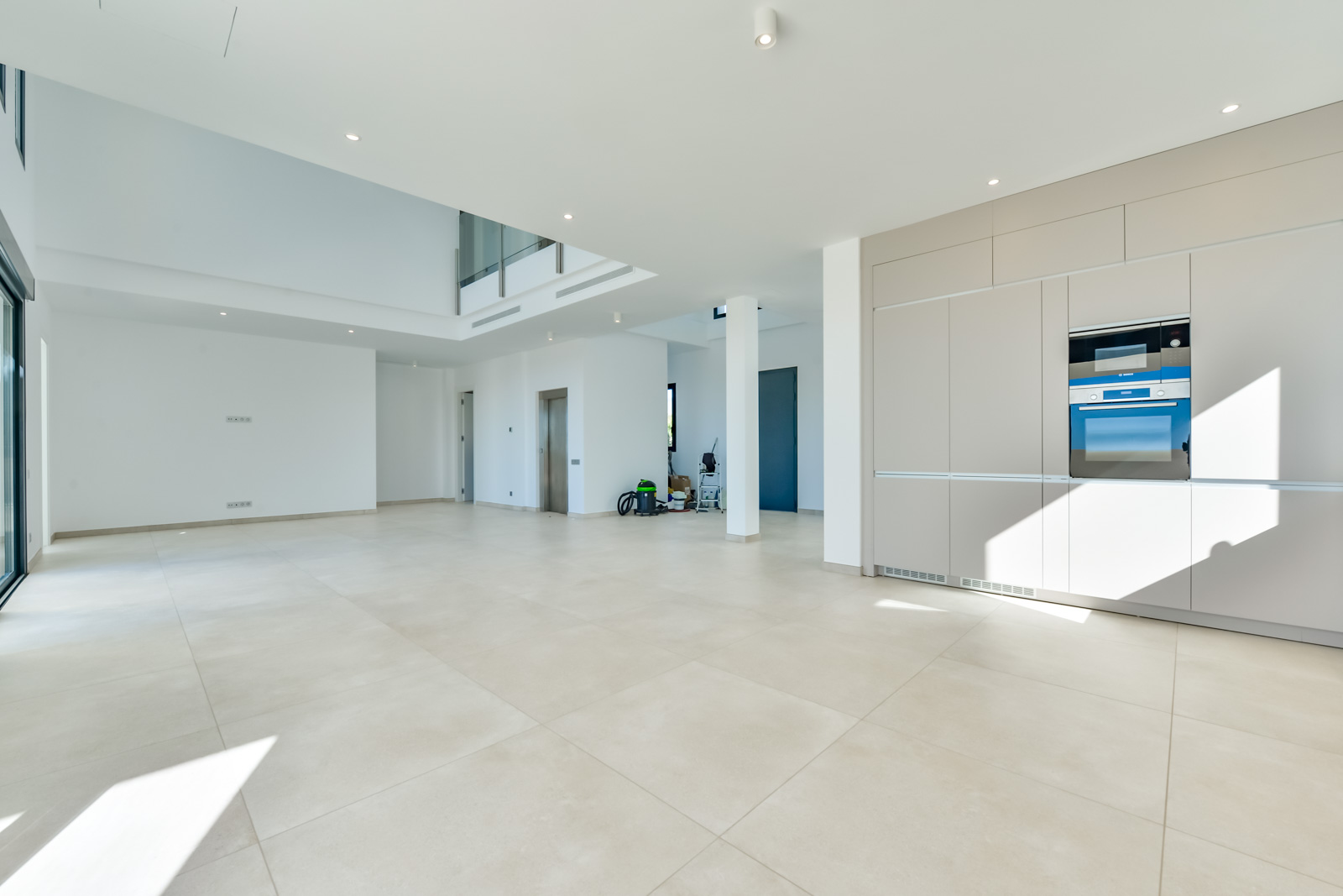Villa Rey Felipe en urbanización Sea Hills De Finestrat.