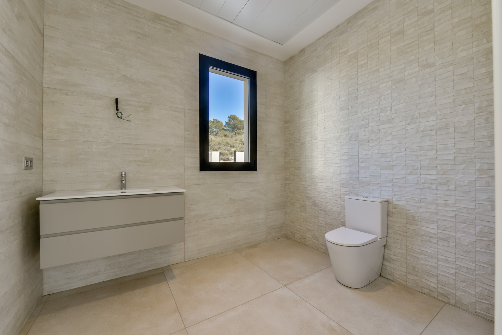 Villa Rey Felipe en urbanización Sea Hills De Finestrat.