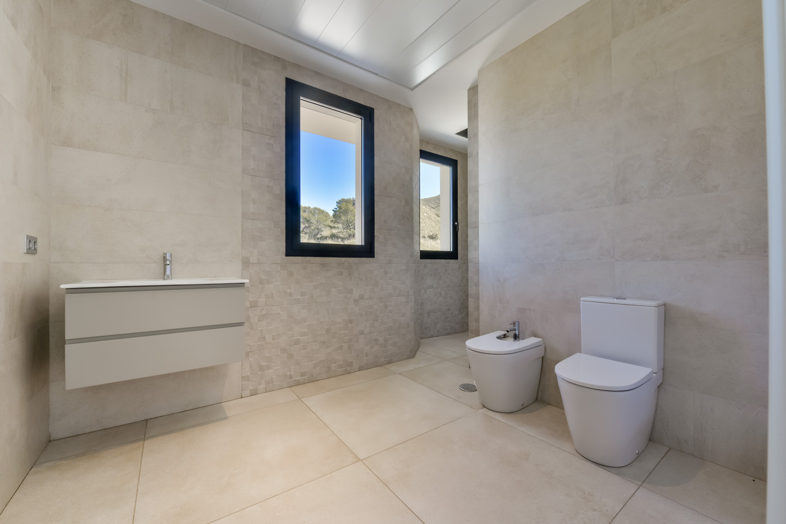 Villa Rey Felipe en urbanización Sea Hills De Finestrat.