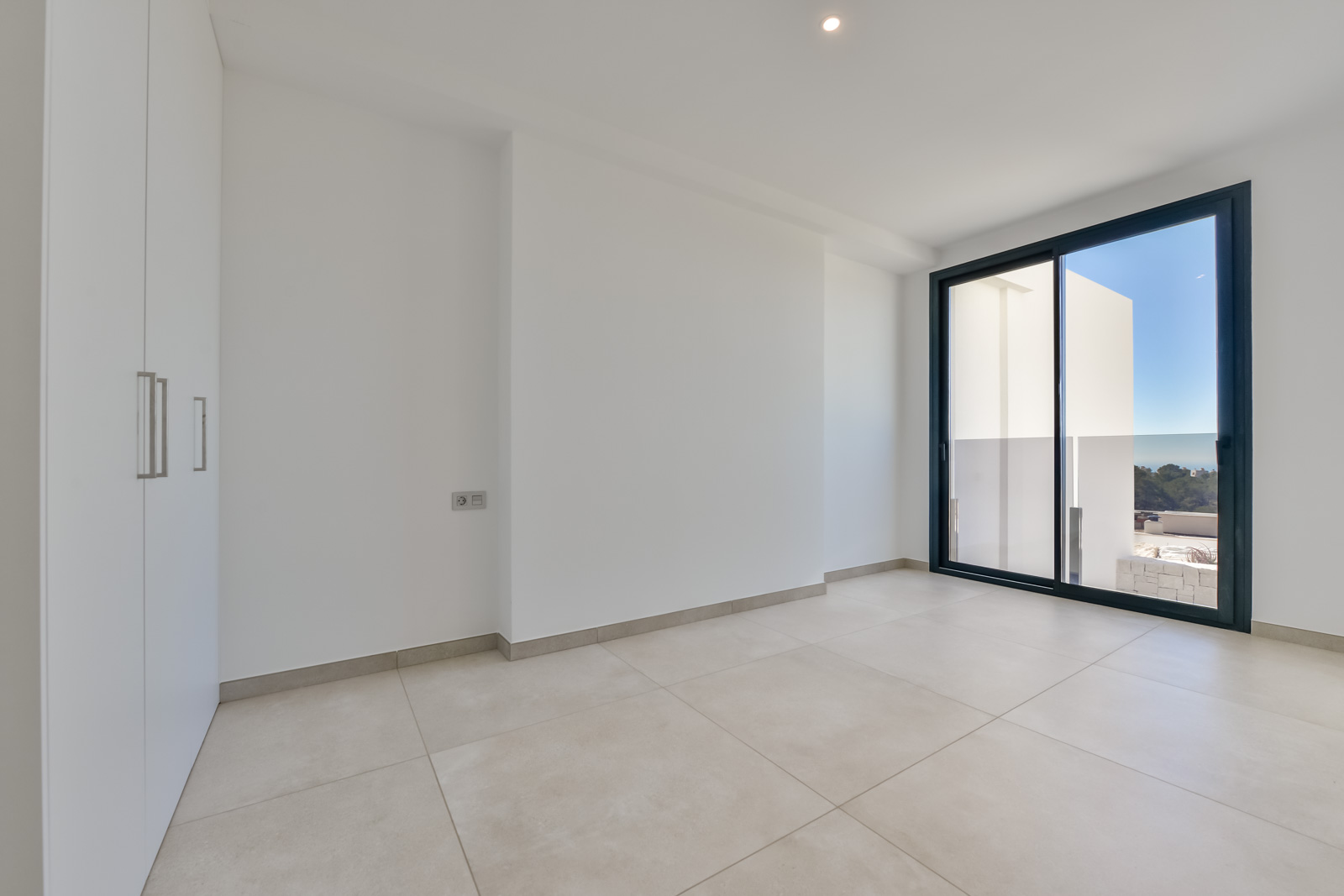 Villa Rey Felipe en urbanización Sea Hills De Finestrat.