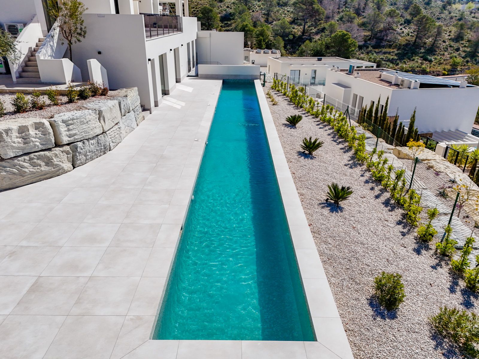 Villa Rey Felipe en urbanización Sea Hills De Finestrat.