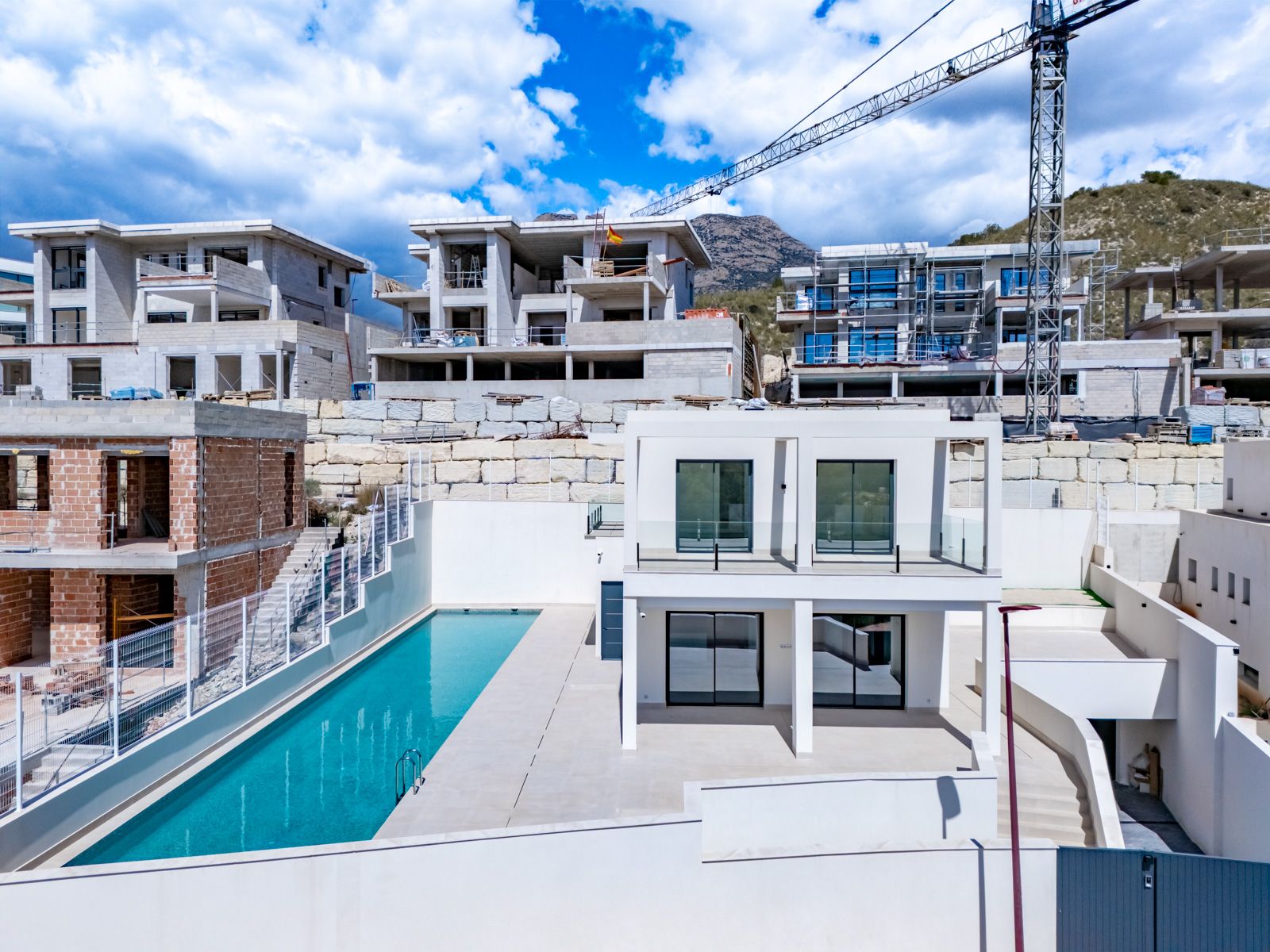 Villa Rey Luis en urbanización Sea Hills de Finestrat.