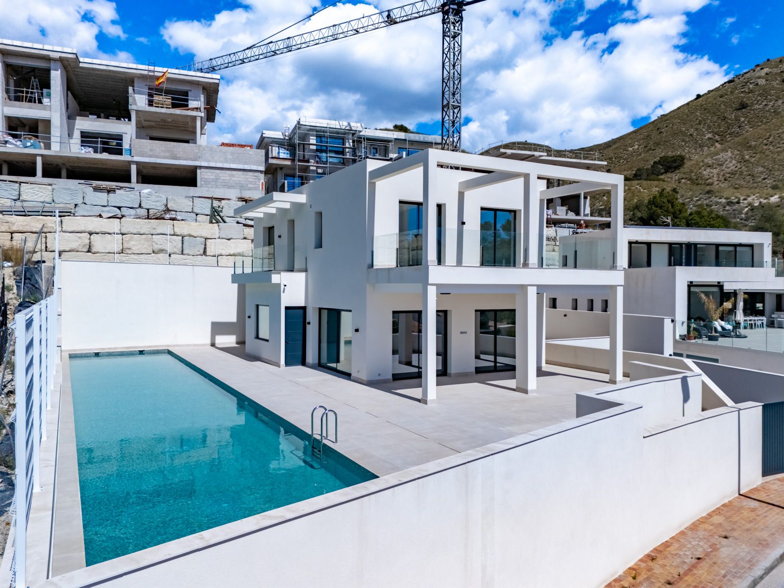 Villa Rey Luis en urbanización Sea Hills de Finestrat.