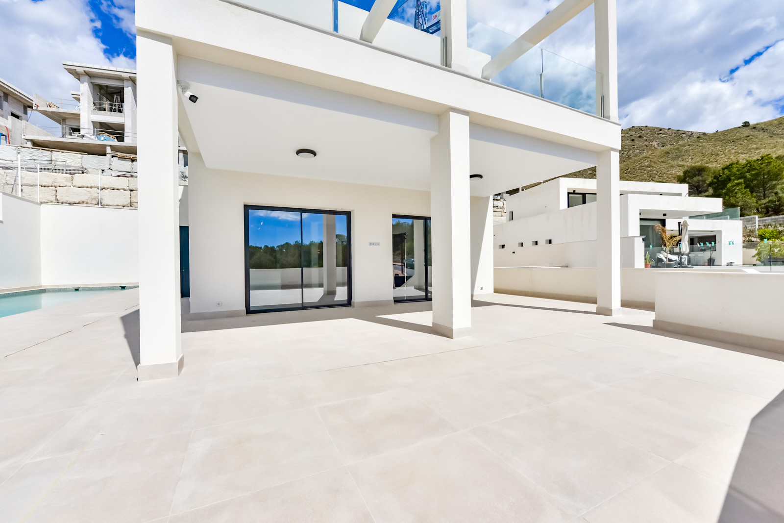 Villa Rey Luis en urbanización Sea Hills de Finestrat.