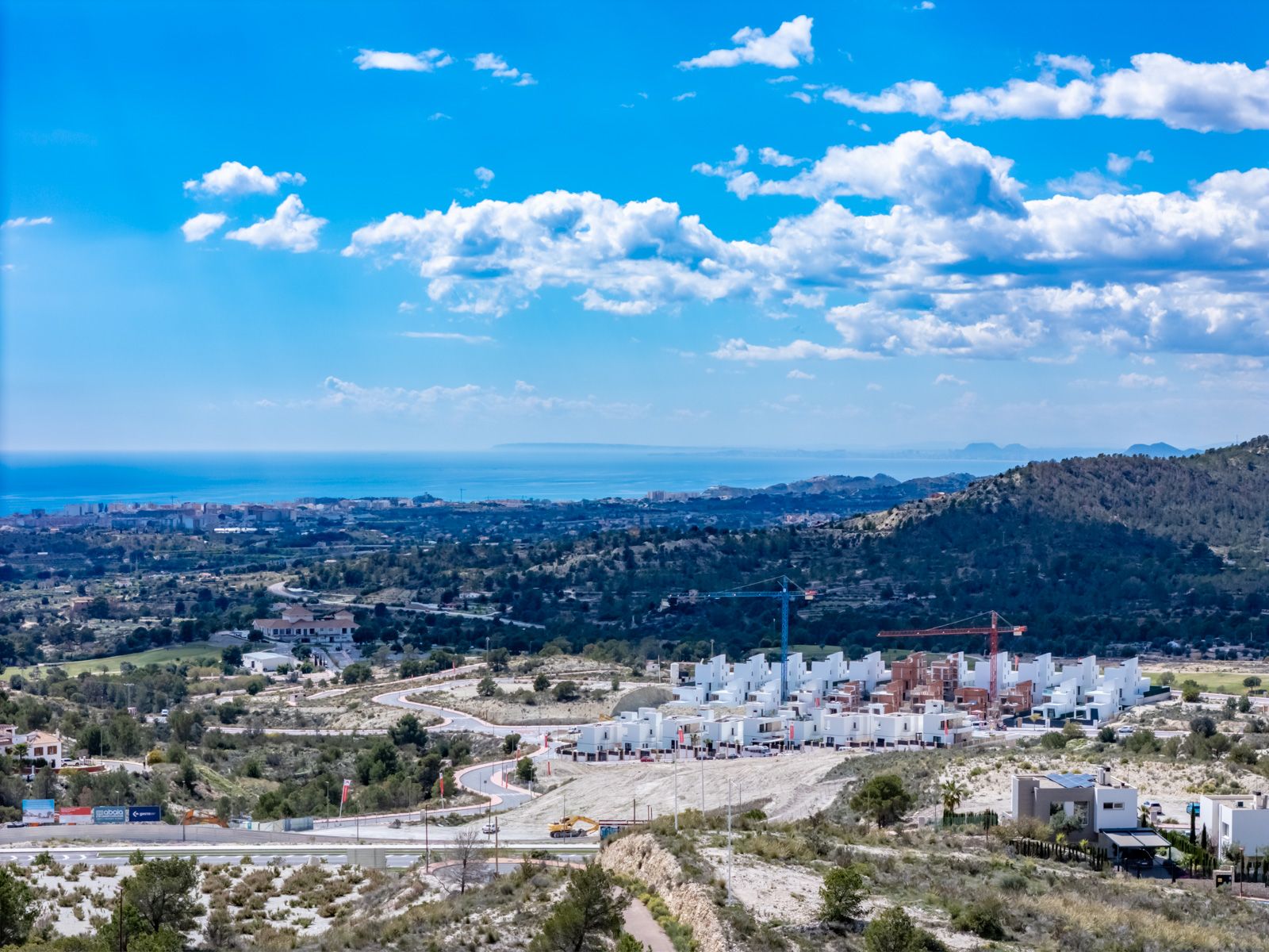 Villa Rey Luis en urbanización Sea Hills de Finestrat.
