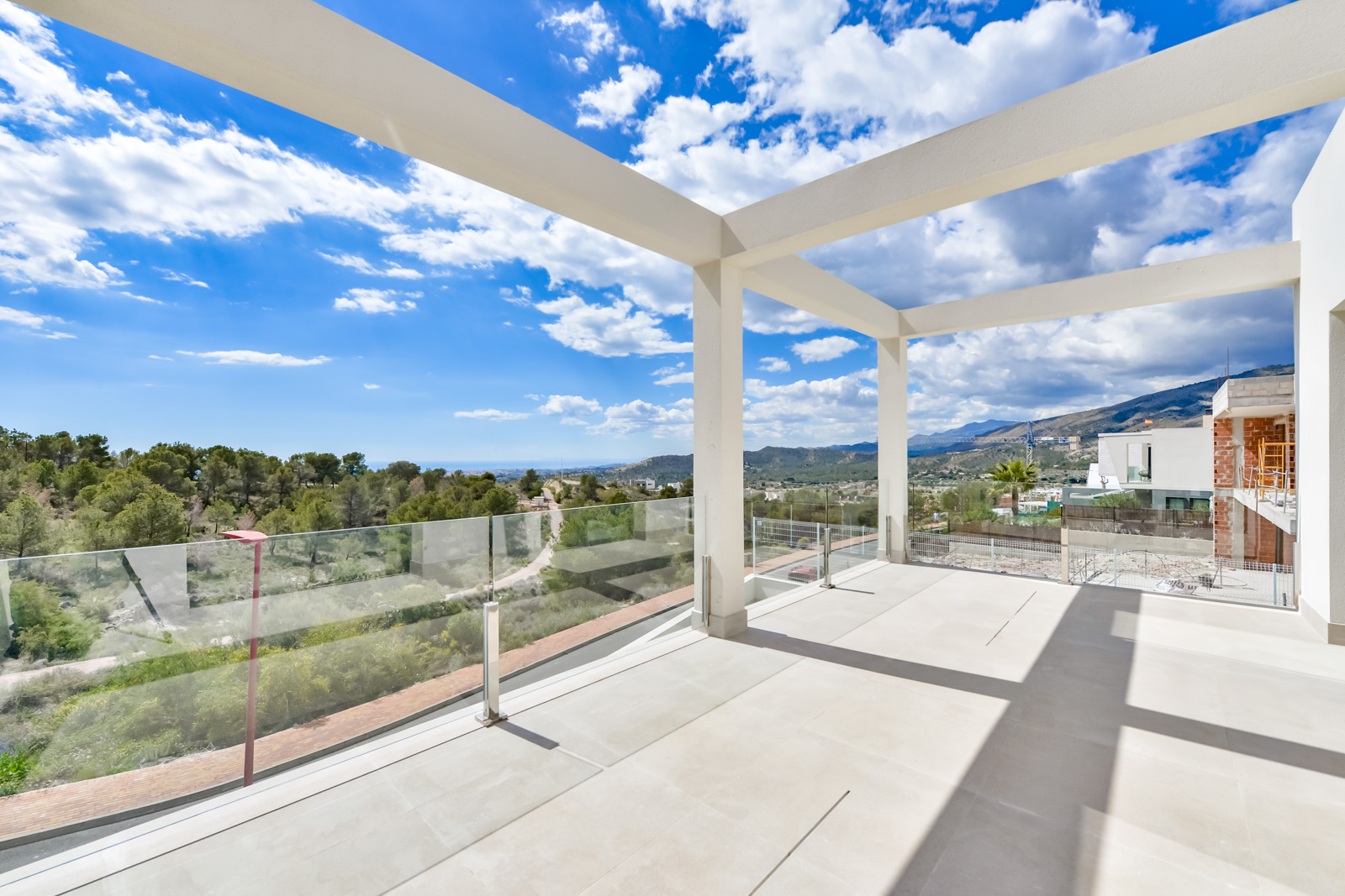 Villa Rey Luis en urbanización Sea Hills de Finestrat.