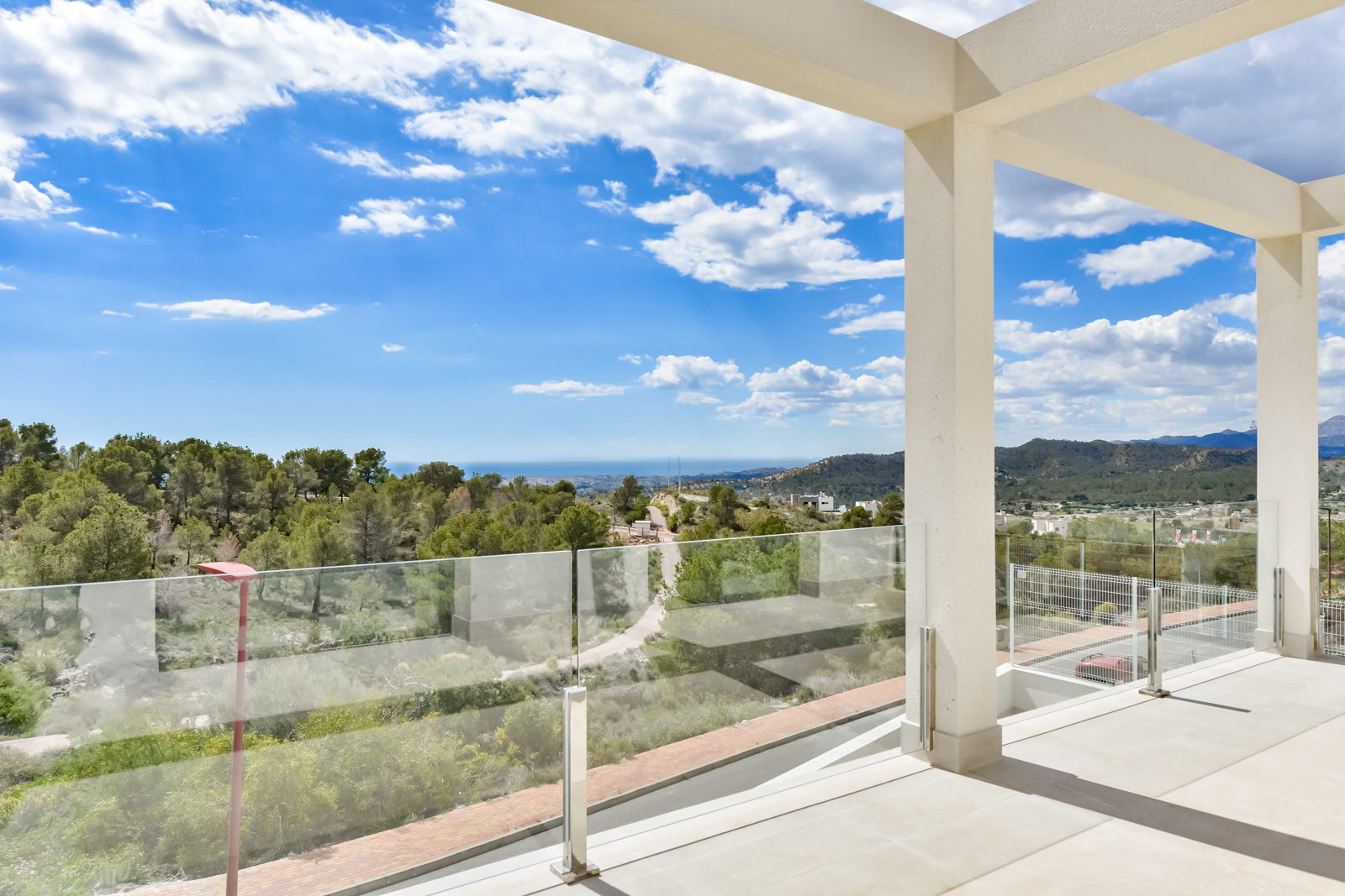 Villa Rey Luis en urbanización Sea Hills de Finestrat.