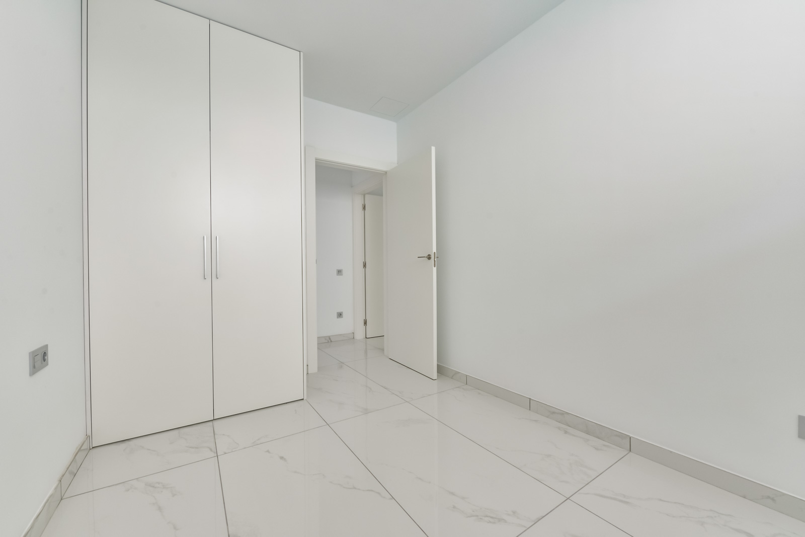 Villa Rey Luis en urbanización Sea Hills de Finestrat.
