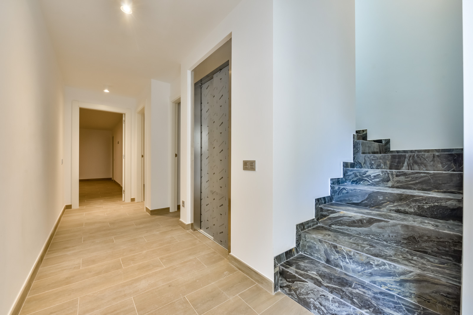 Villa Rey Luis en urbanización Sea Hills de Finestrat.