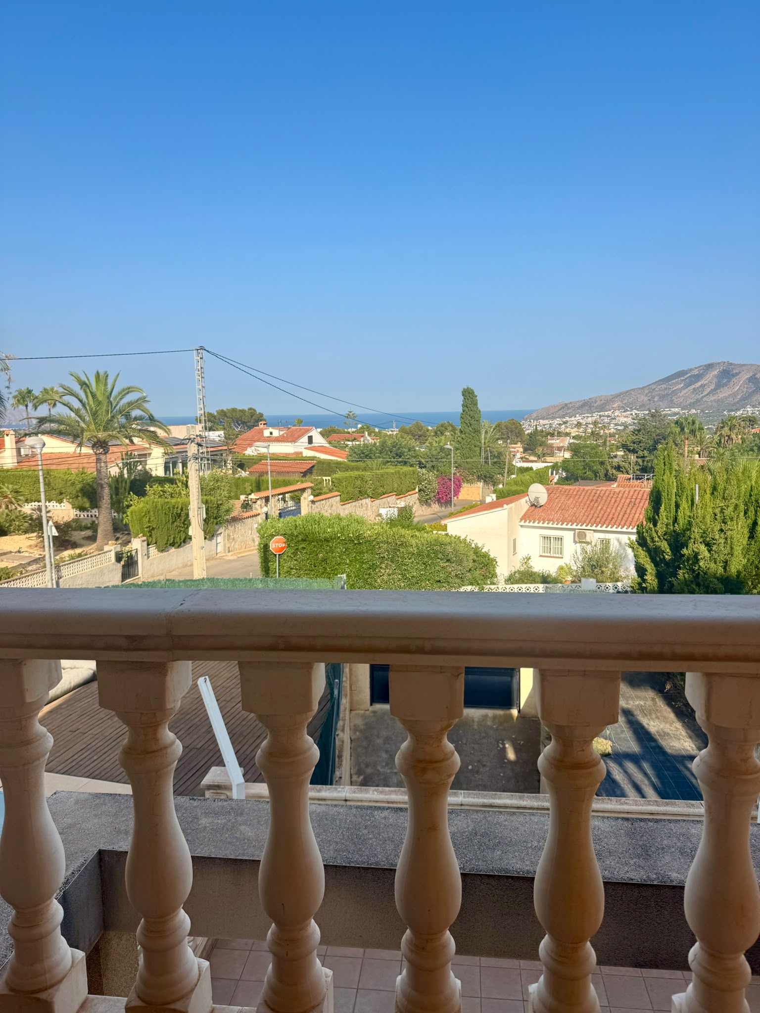 Villa in La Nucía met uitzicht op zee en bergen!