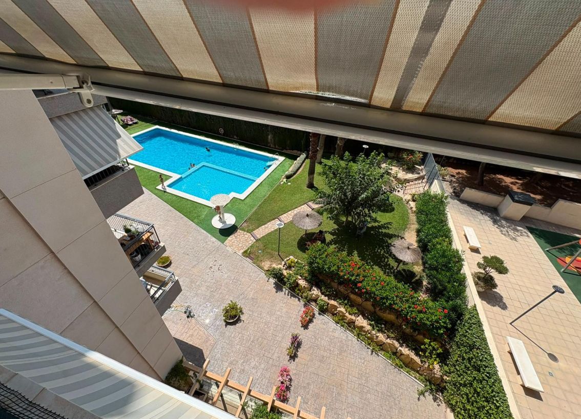 Apartamento con garaje, Cala de Villahoyos.