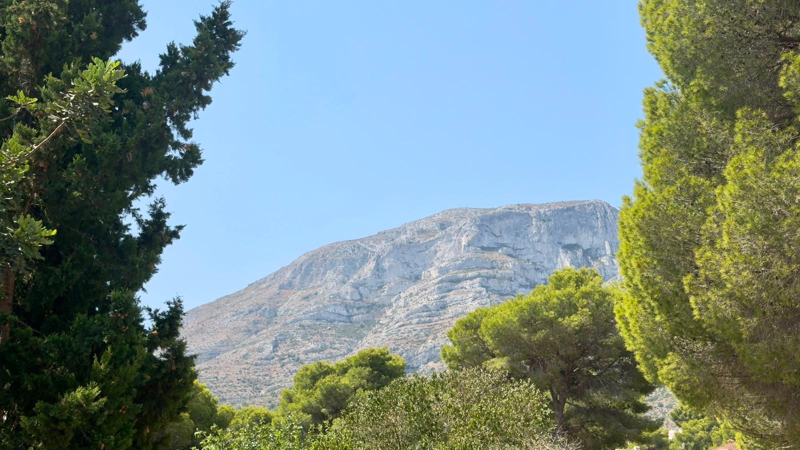 Chalet con vistas al Montgó