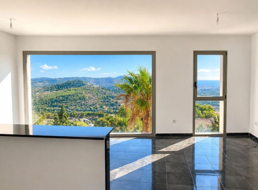 Adosado con vistas panorámicas al mar en Calpe