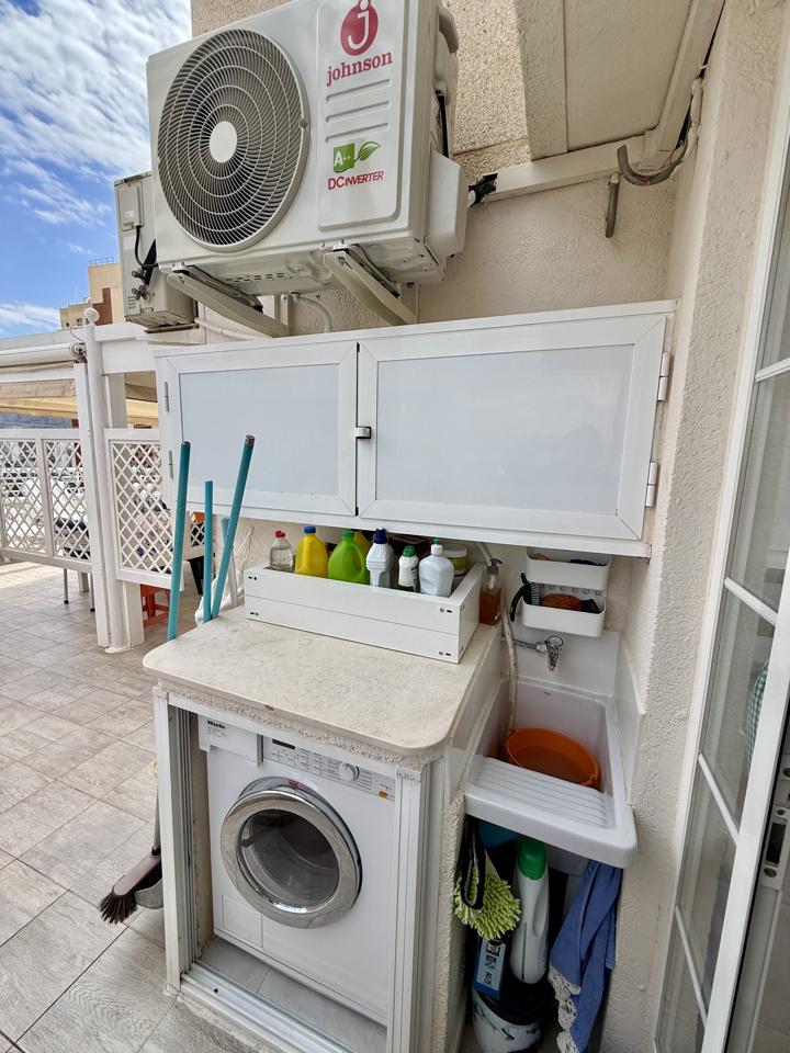 Piso en Benidorm en planta 16 con garaje.