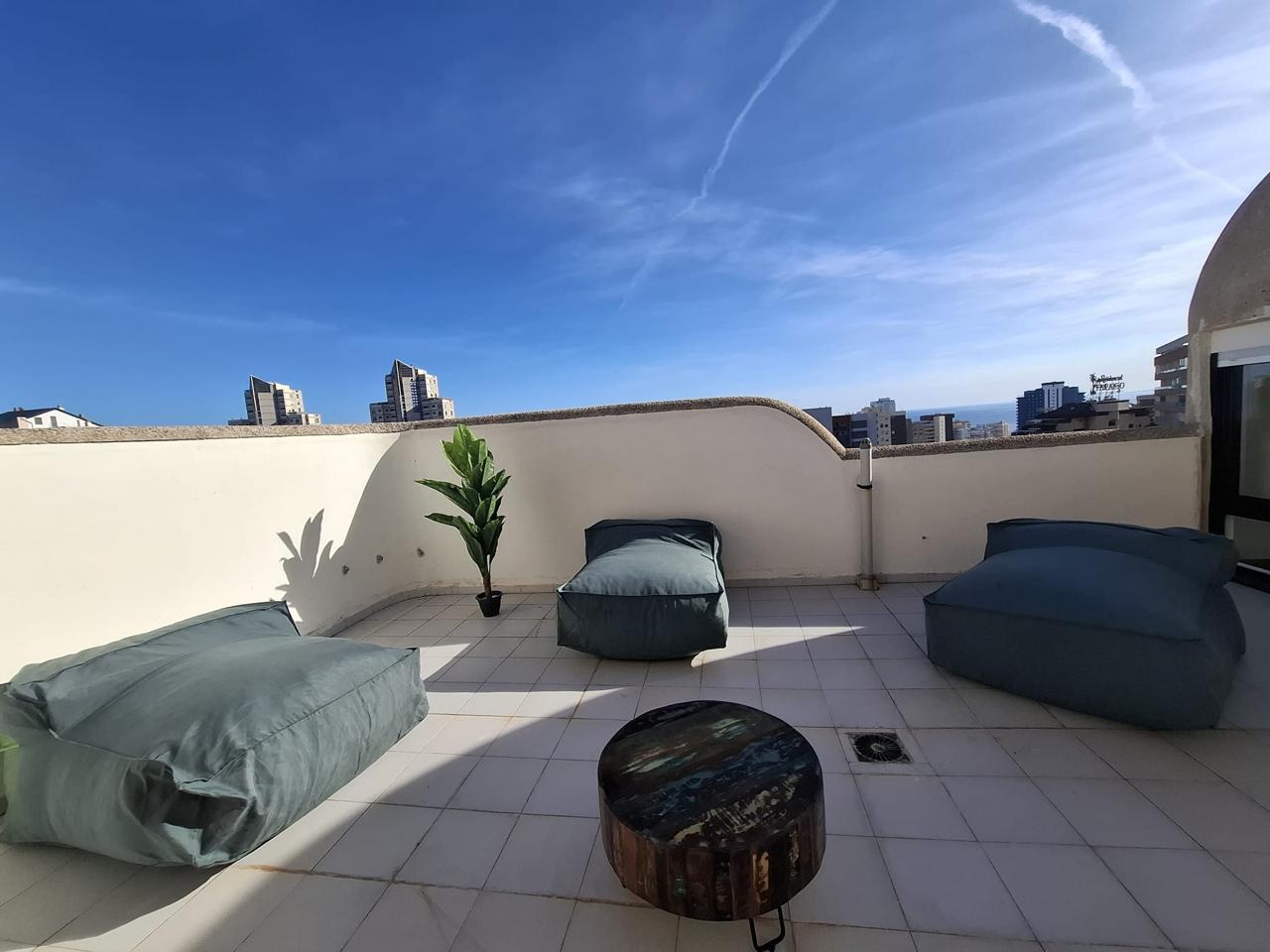Ático en Benidorm, junto a la Av. Europa.