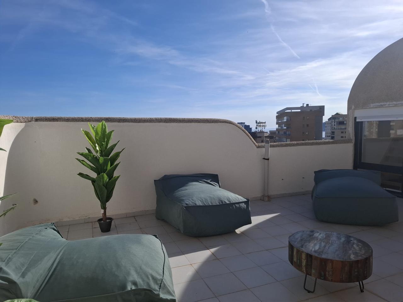 Ático en Benidorm, junto a la Av. Europa.