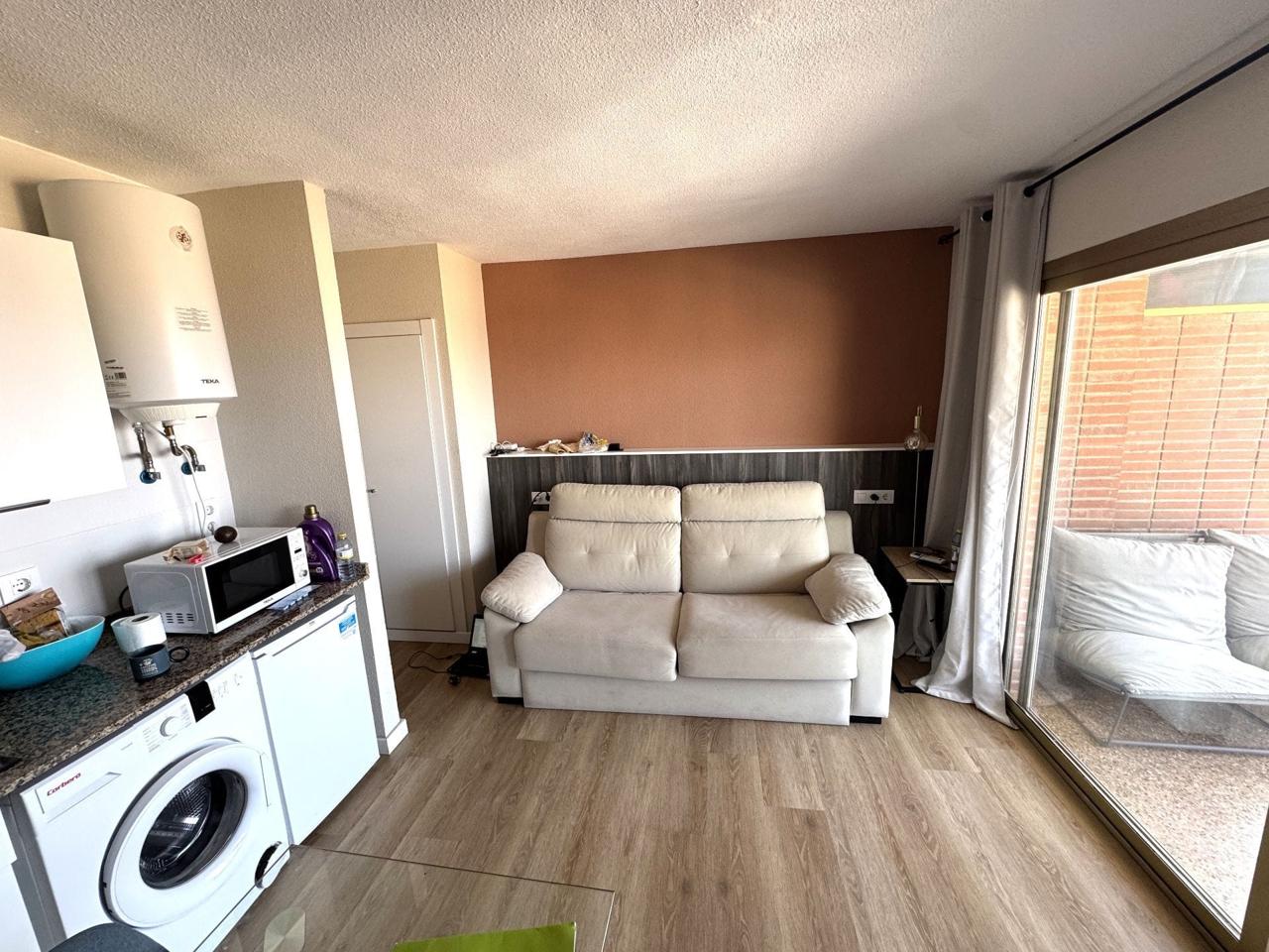 Estudio en Benidorm con espectaculares vistas al mar