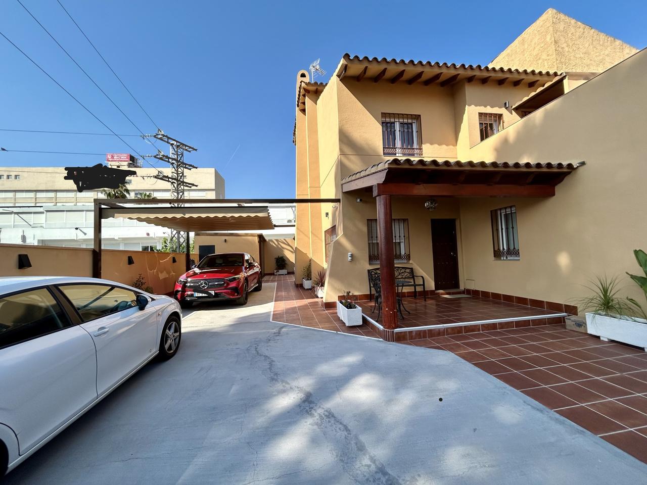 Adosado pareado en Benidorm – Rincón de Loix