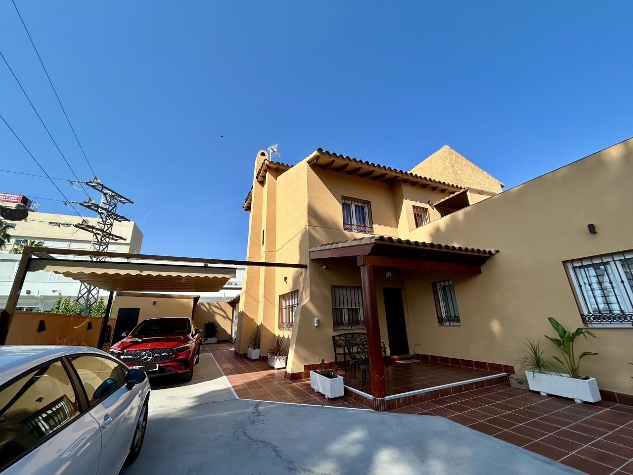 Adosado pareado en Benidorm – Rincón de Loix