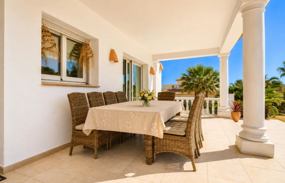 Villa con casa de invitados y piscina privada en Jávea