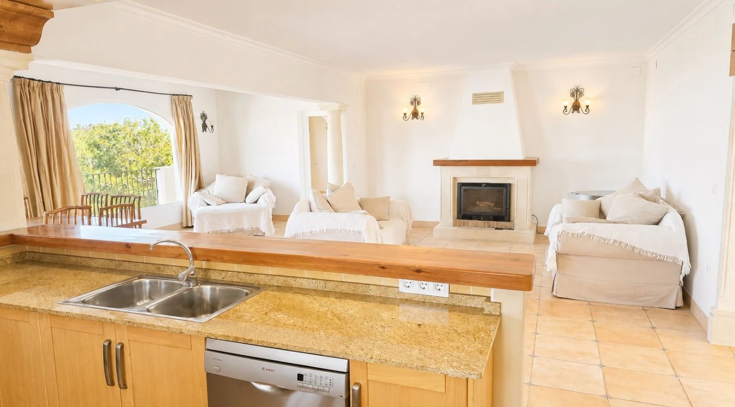 Villa en Jávea, a orillas del mar