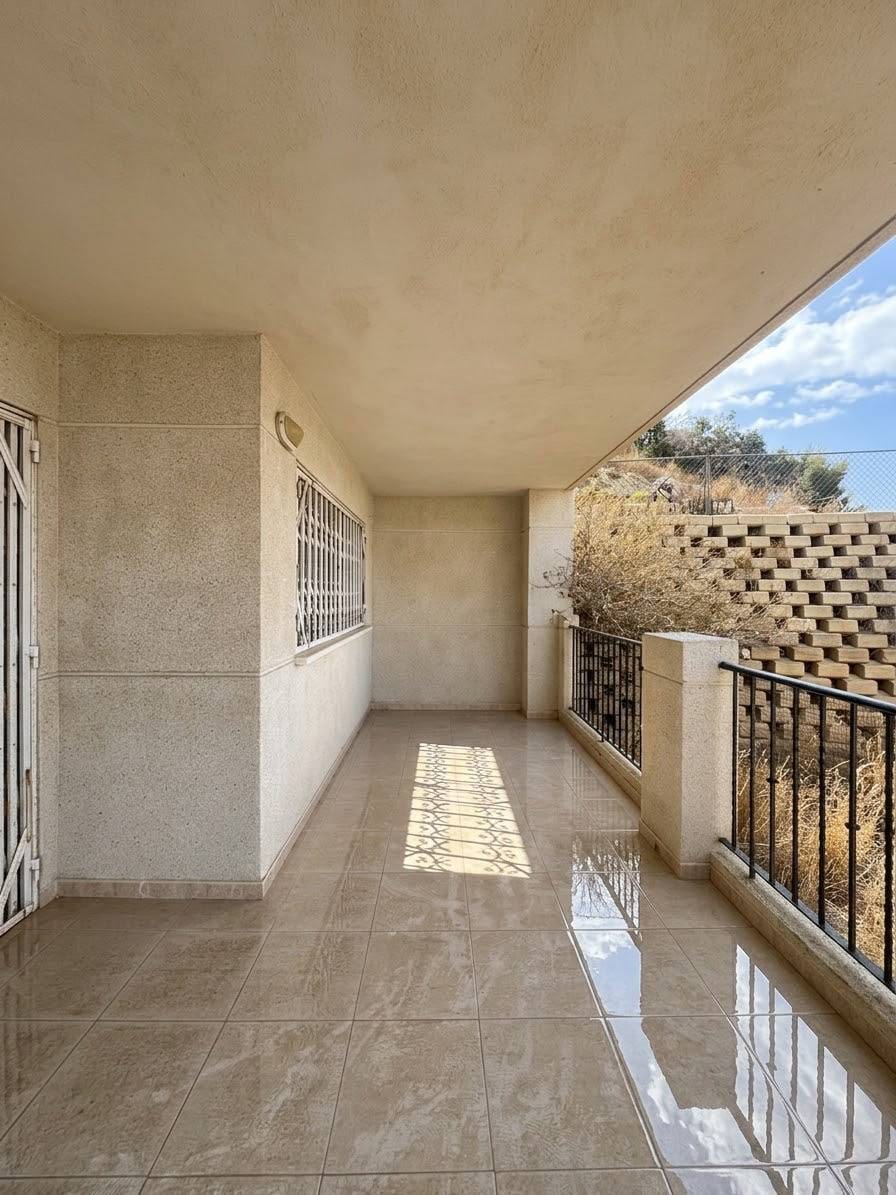 Piso con vistas al mar en Poniente, Benidorm