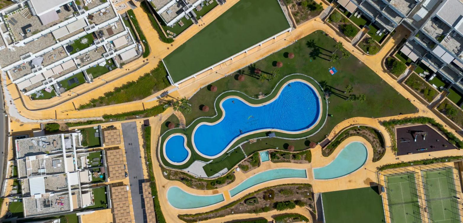   Ático de dos niveles en la urbanización Camporosso, Finestrat