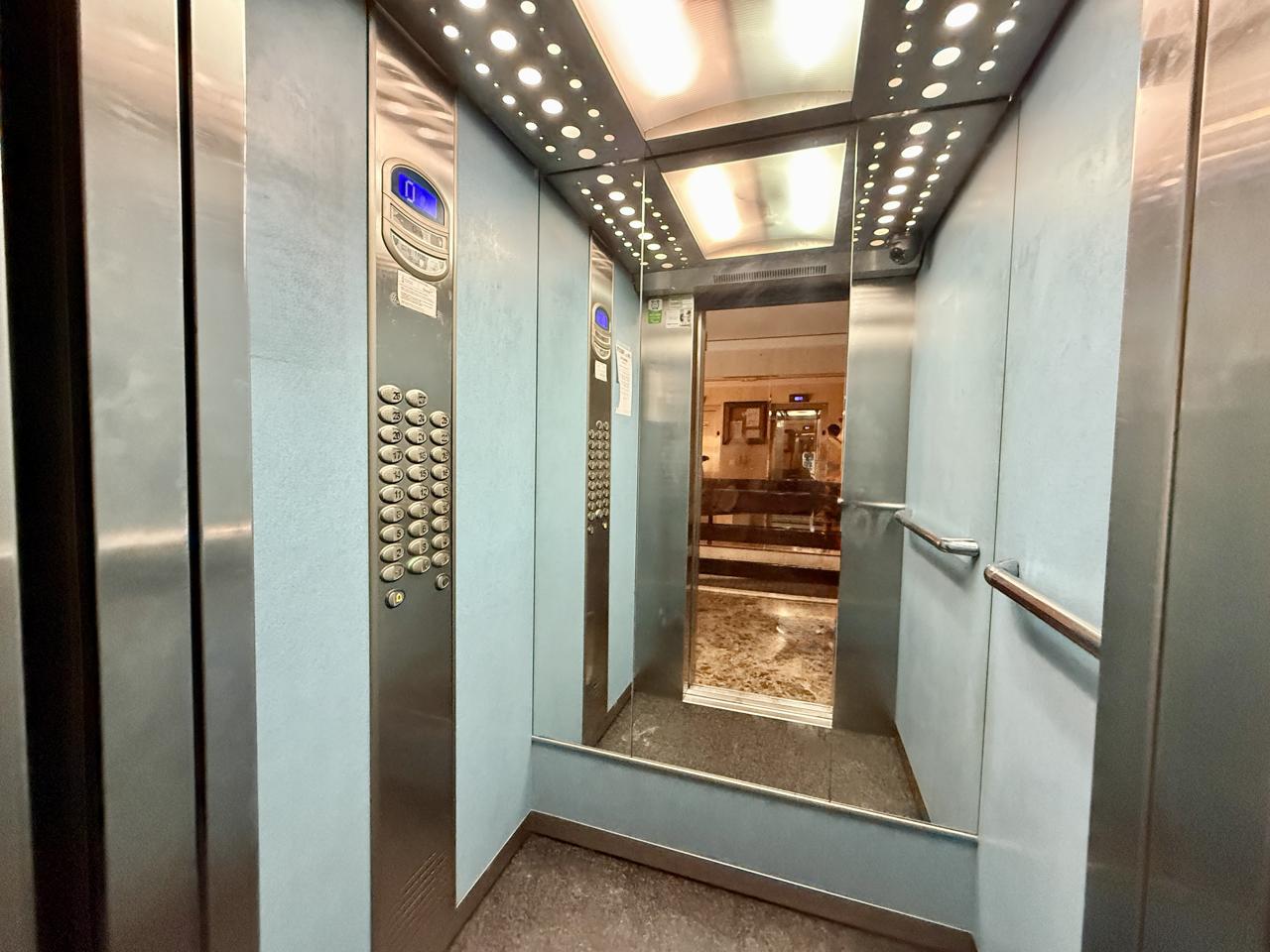 Apartamento de esquina totalmente reformado en Benidorm – Zona Juzgados