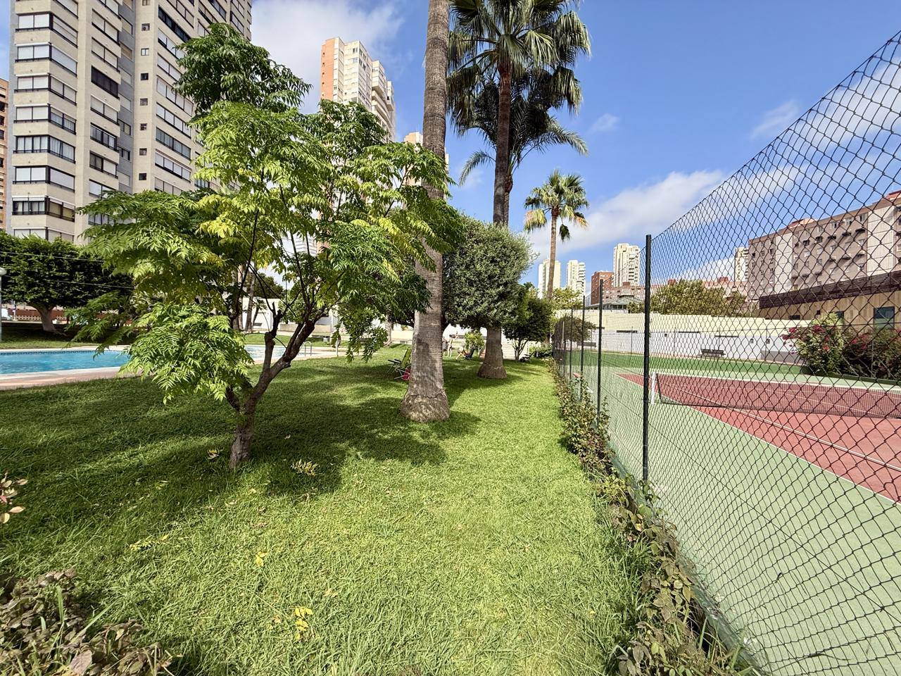 Apartamento de esquina totalmente reformado en Benidorm – Zona Juzgados