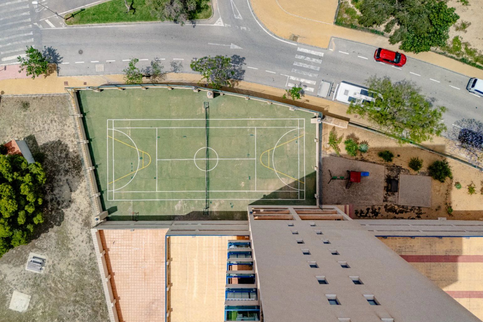 Ático Dúplex de Ensueño en Calpe: Un Balcón Privado al Mediterráneo